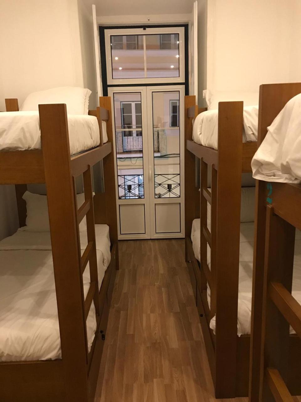 Hostel Just Lizbona Zewnętrze zdjęcie